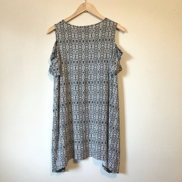 Jones New York Off the Shoulder Coastal Handkerchief Hem Top - Picture 2 of 15